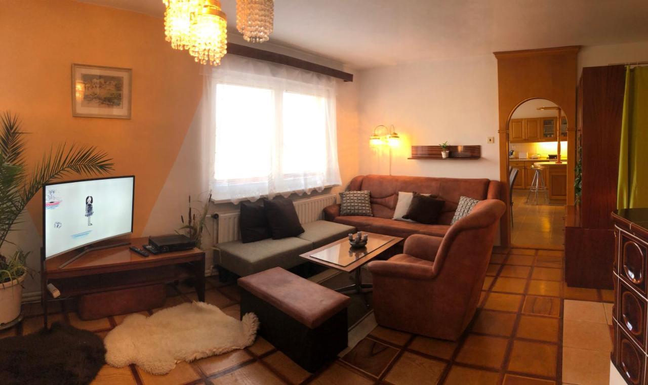 Ferienwohnung Apartman Olesnik Exterior foto